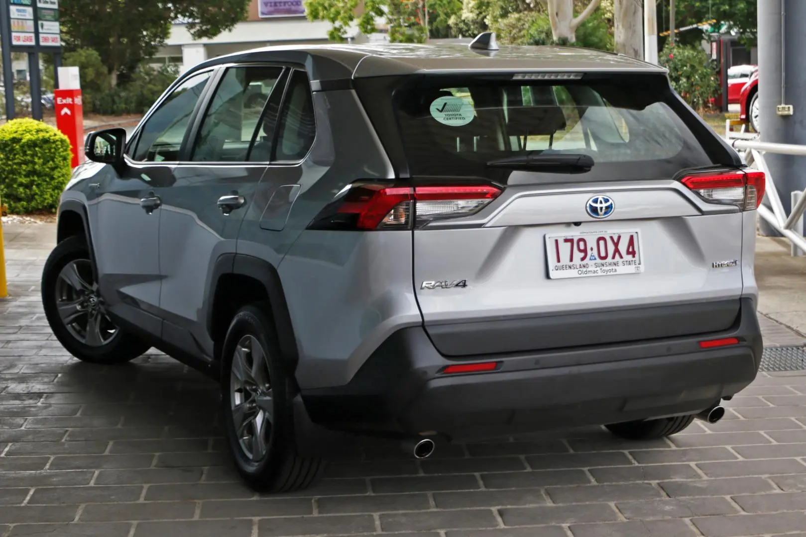 2024 Toyota RAV4 Gallery Image 2