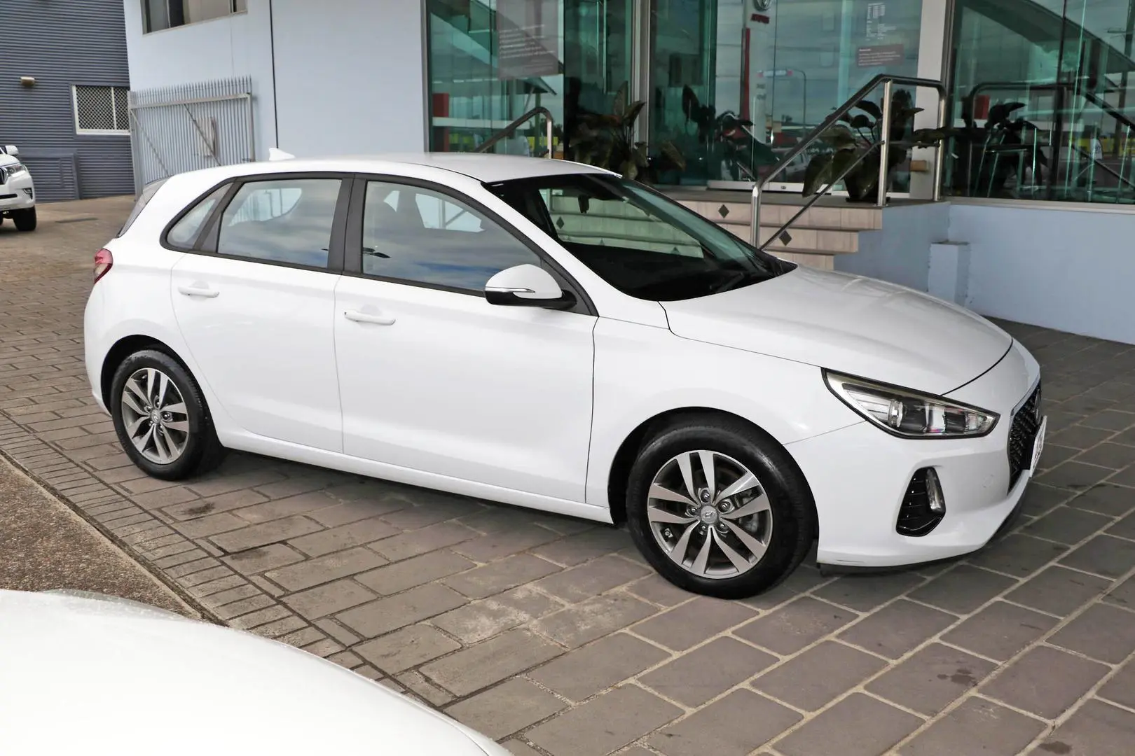 2018 Hyundai i30 Gallery Image 5