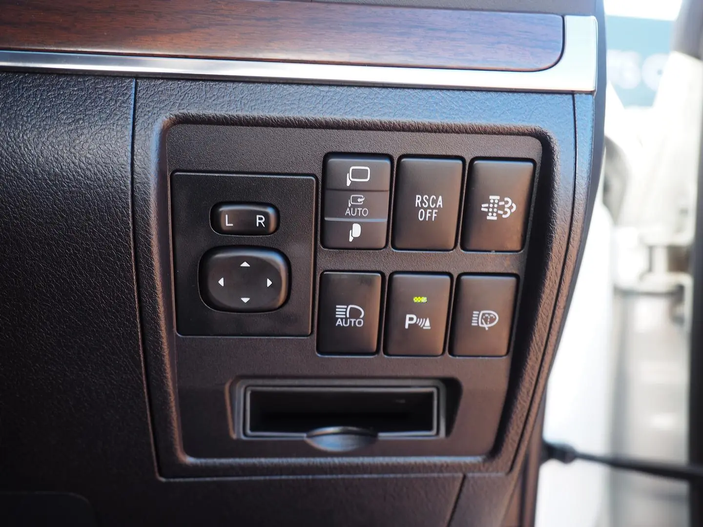 2019 Toyota Landcruiser Gallery Image 39
