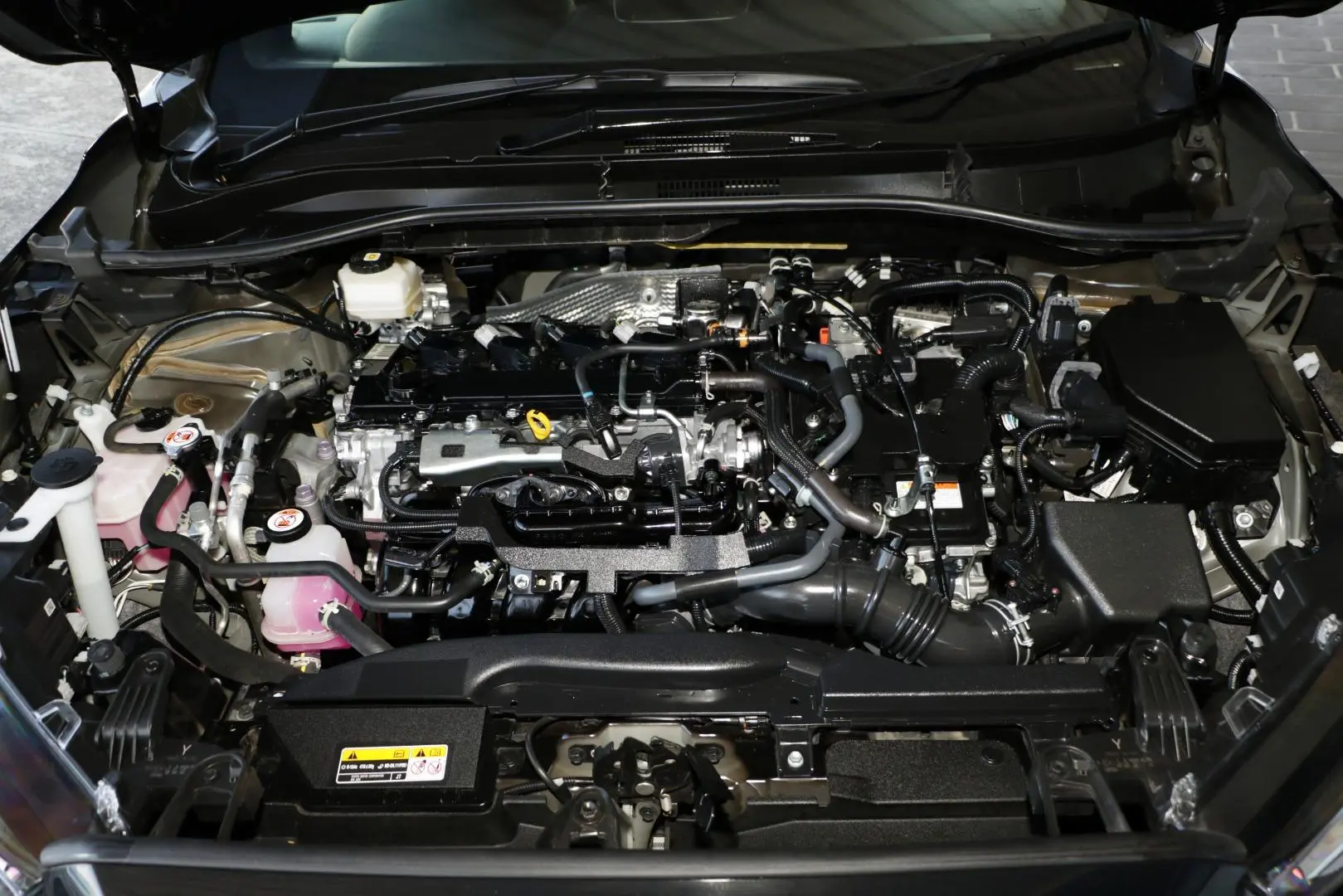 2023 Toyota Corolla Cross Gallery Image 18