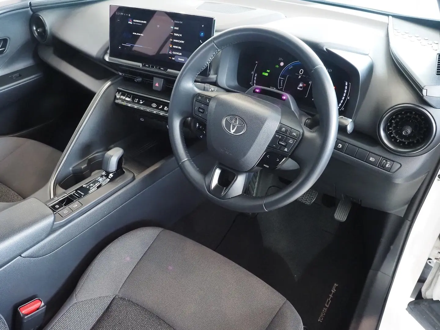 2024 Toyota C-HR Gallery Image 4