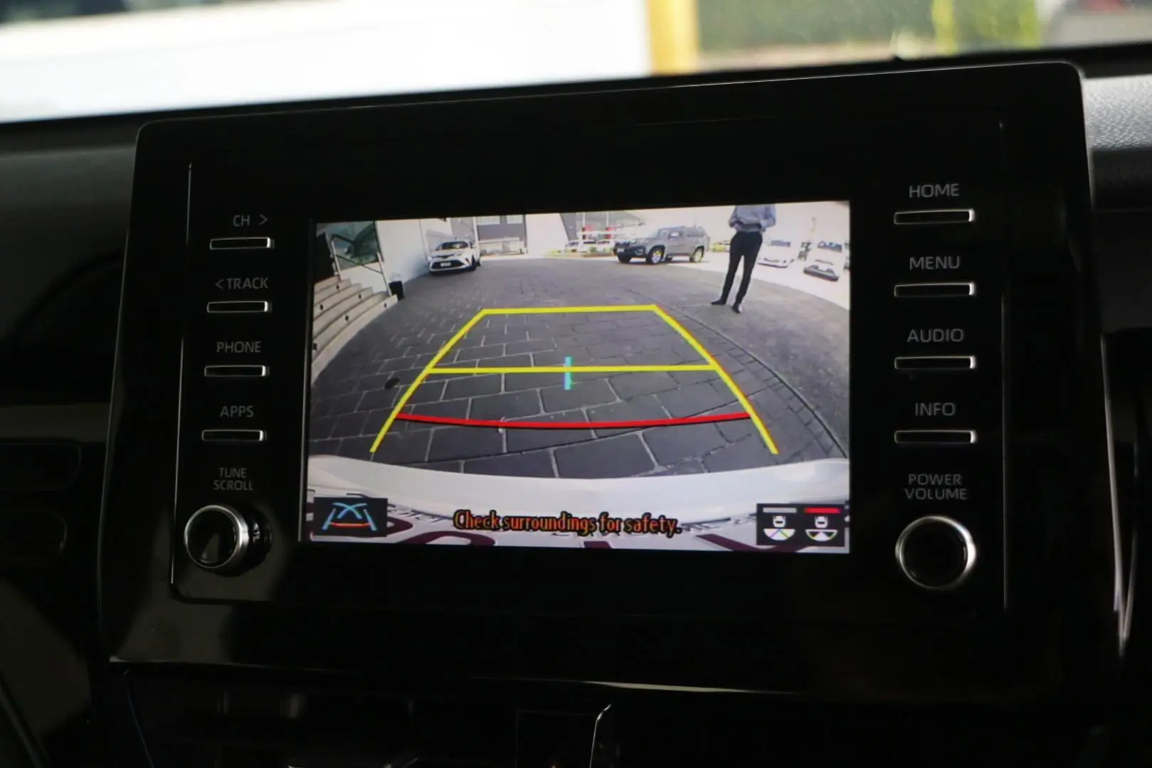 2022 Toyota Camry Gallery Image 10