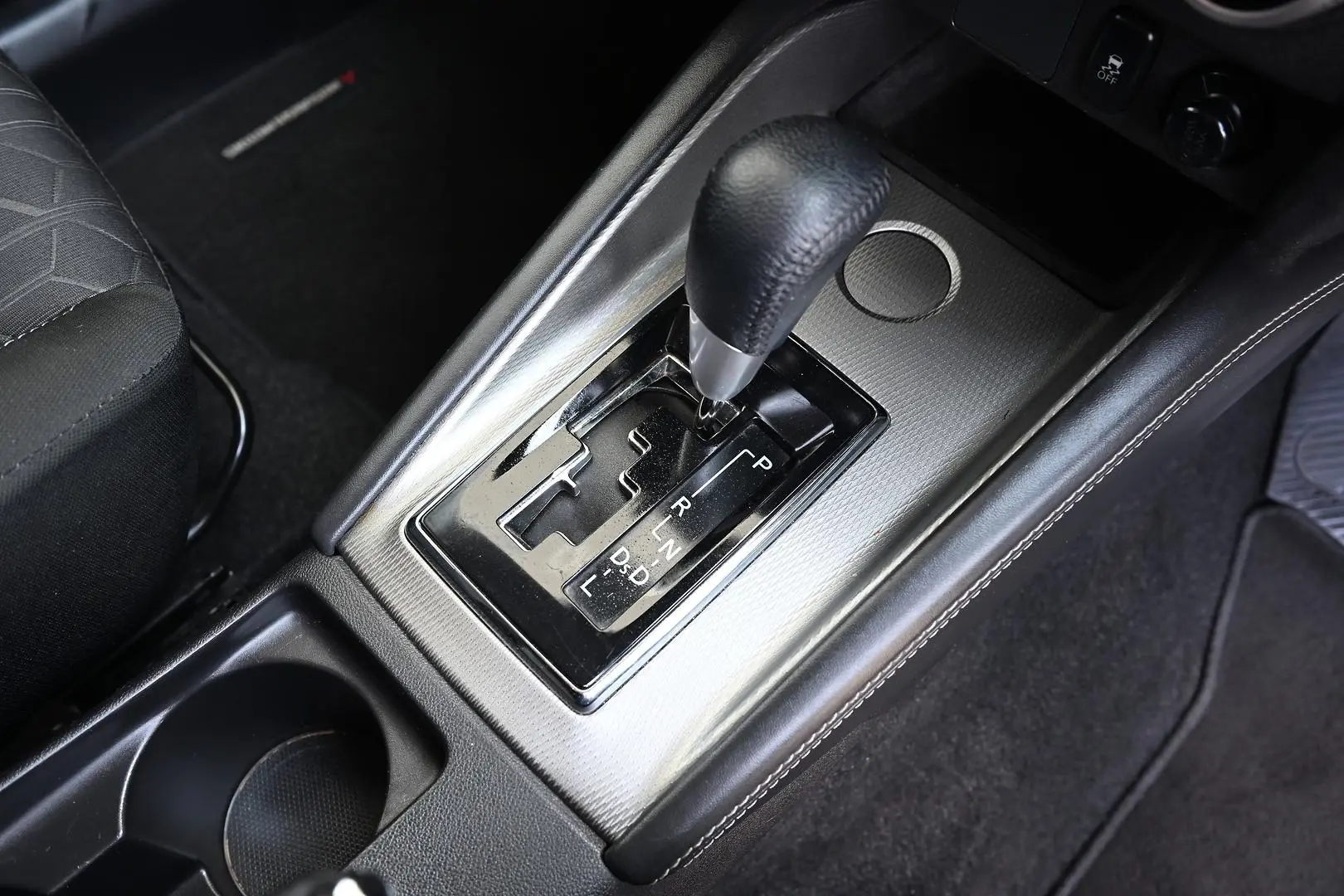 2022 Mitsubishi ASX Gallery Image 11