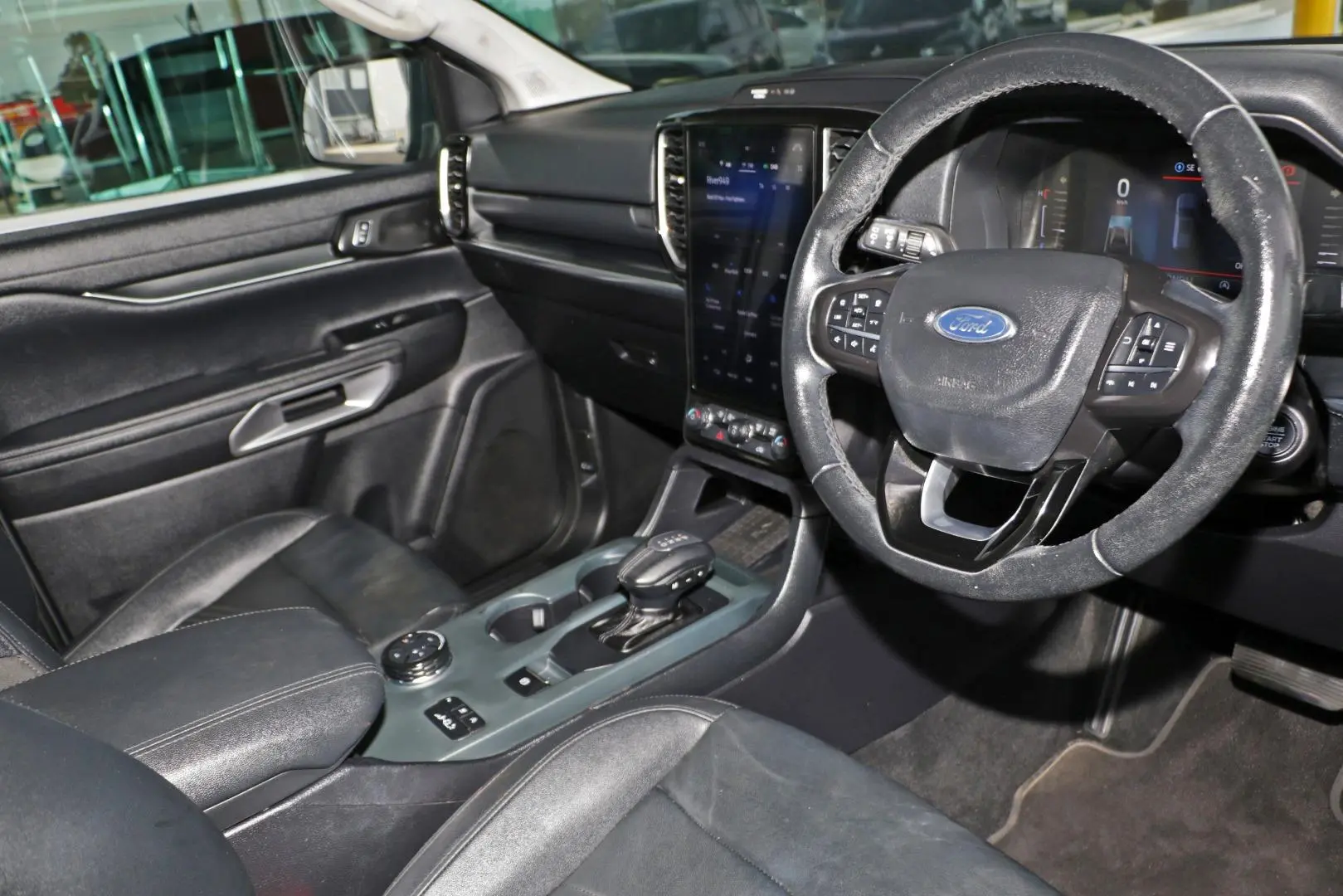 2022 Ford Everest Gallery Image 6