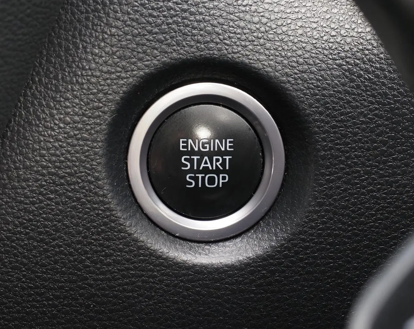 2020 Toyota Corolla Gallery Image 32