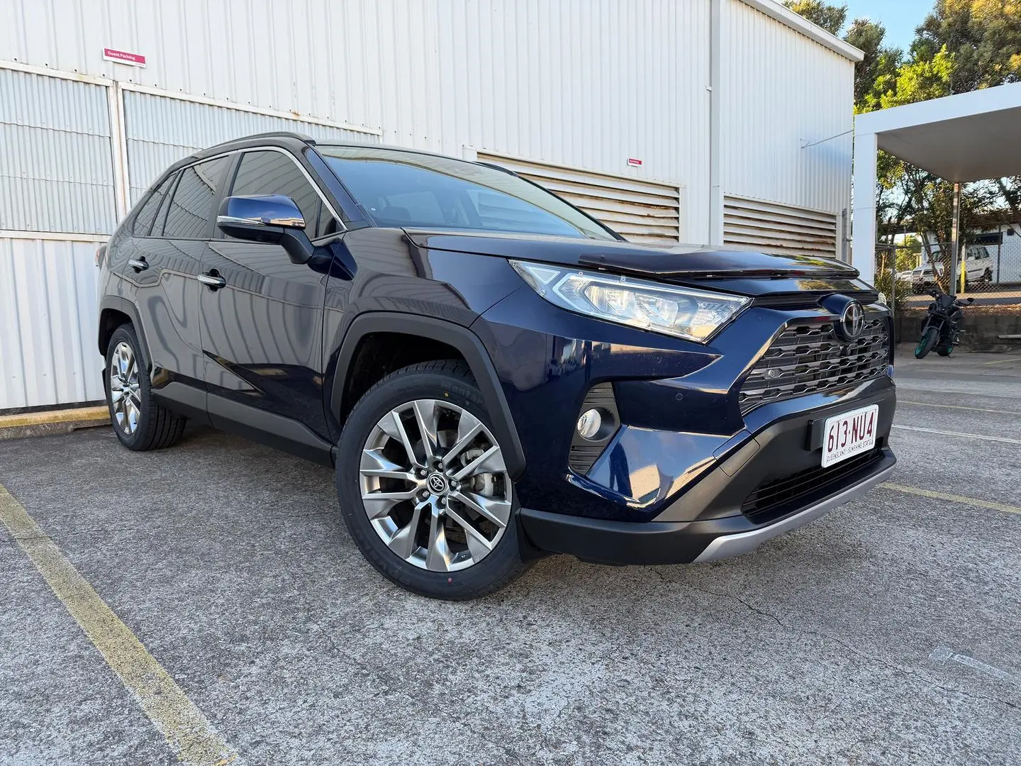 2021 Toyota RAV4 Gallery Image 1