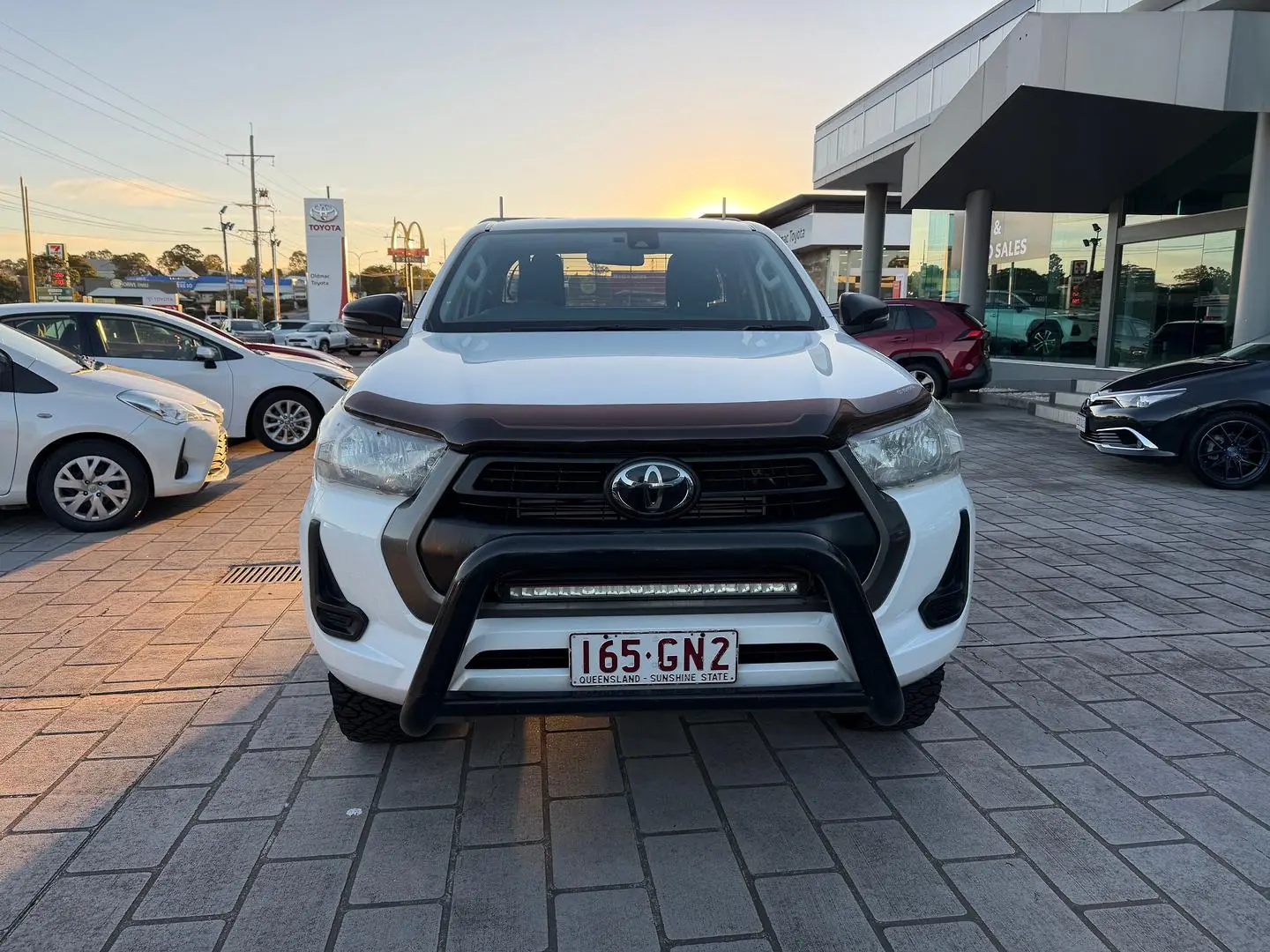 2023 Toyota Hilux Gallery Image 9
