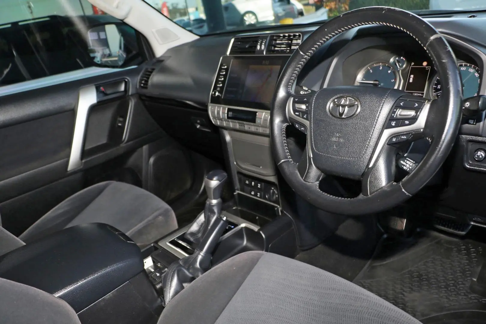 2022 Toyota Landcruiser Prado Gallery Image 6