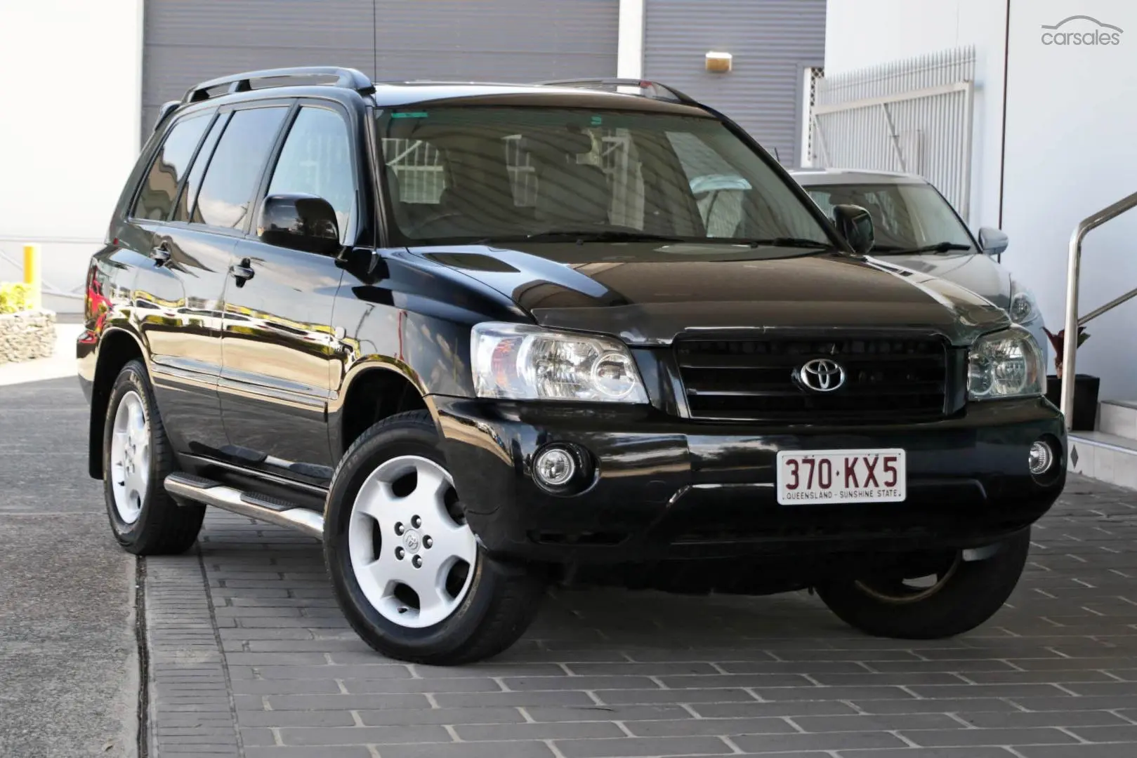 2004 Toyota Kluger Image 1