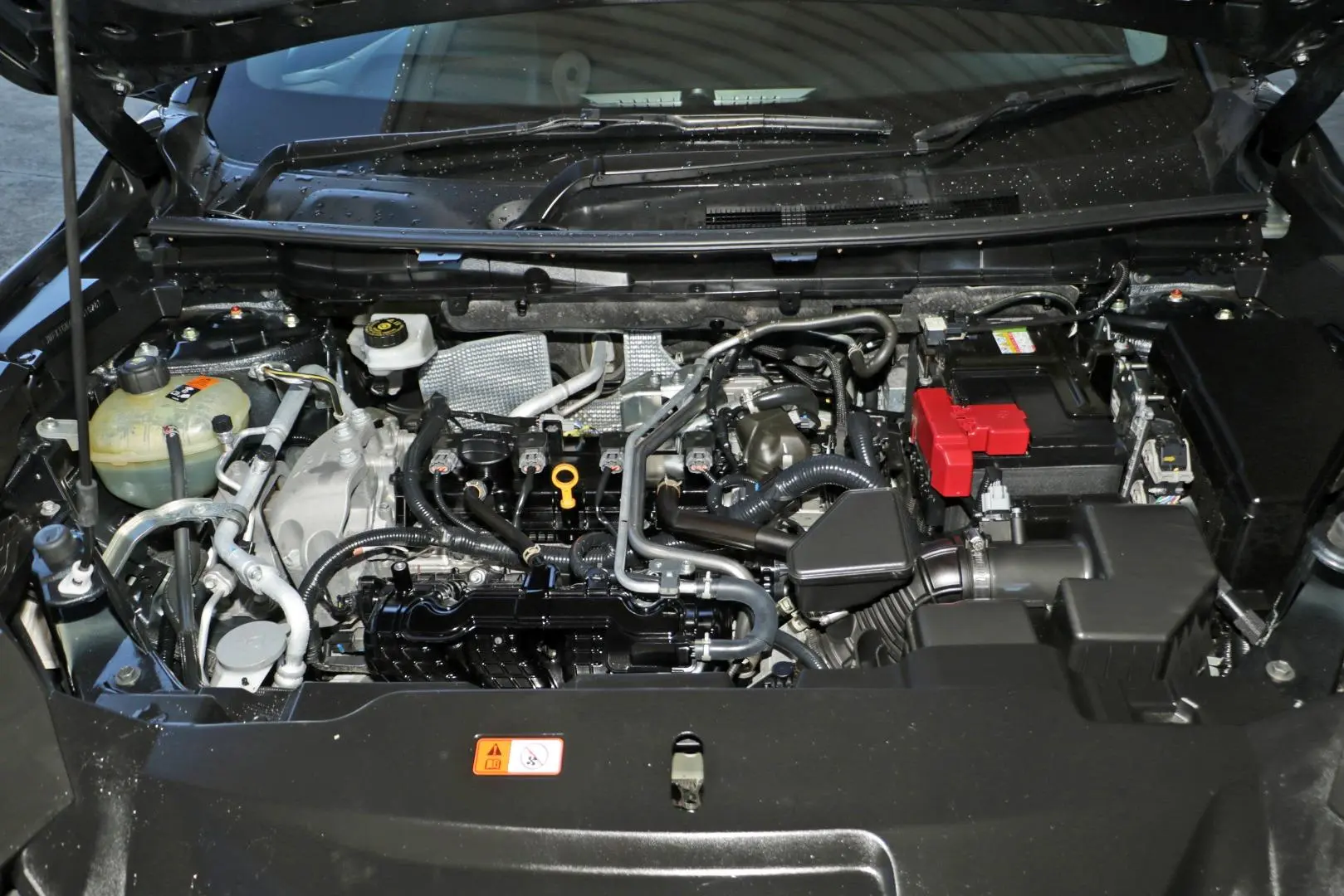 2024 Mitsubishi Outlander Gallery Image 20