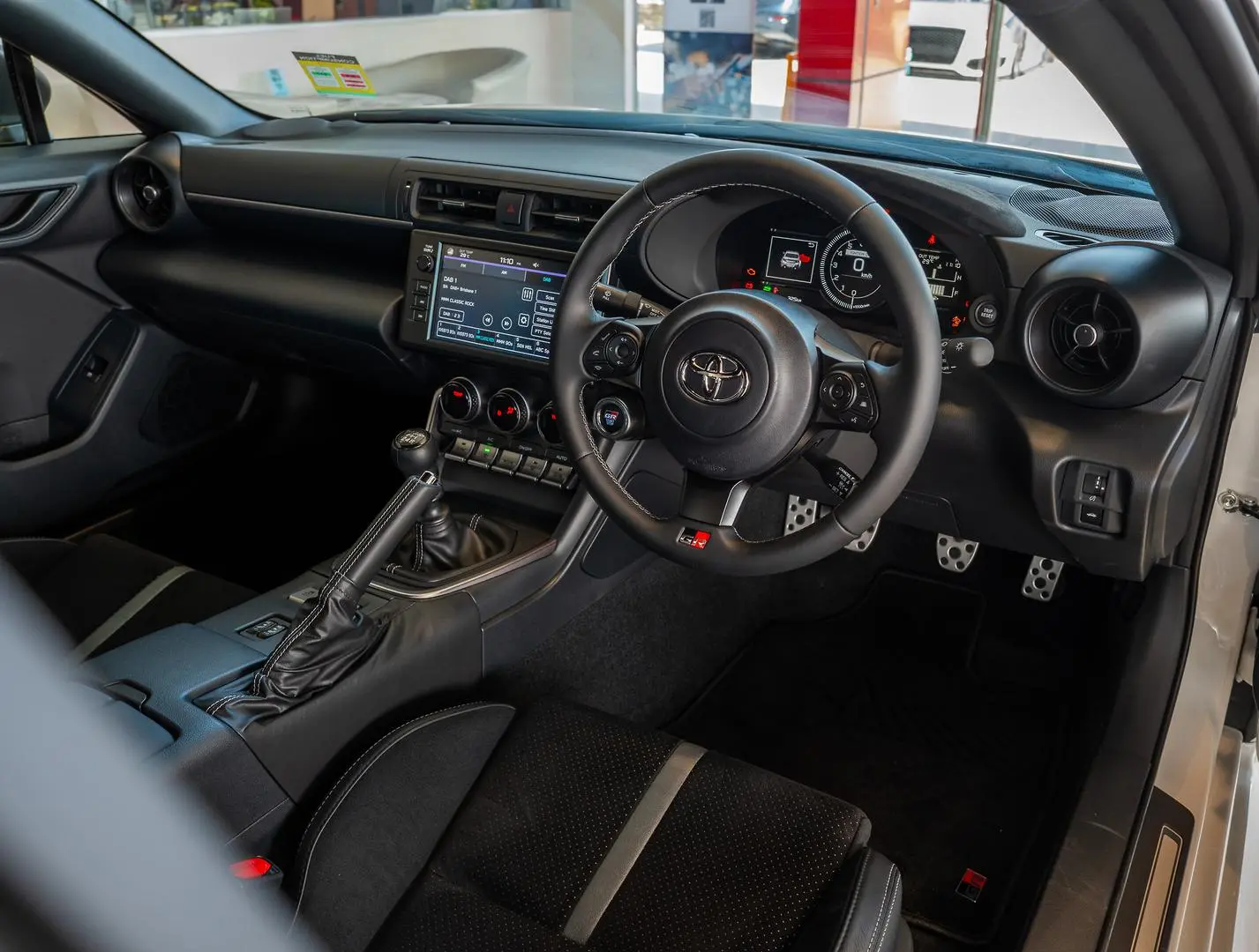 2025 Toyota GR86 Gallery Image 9