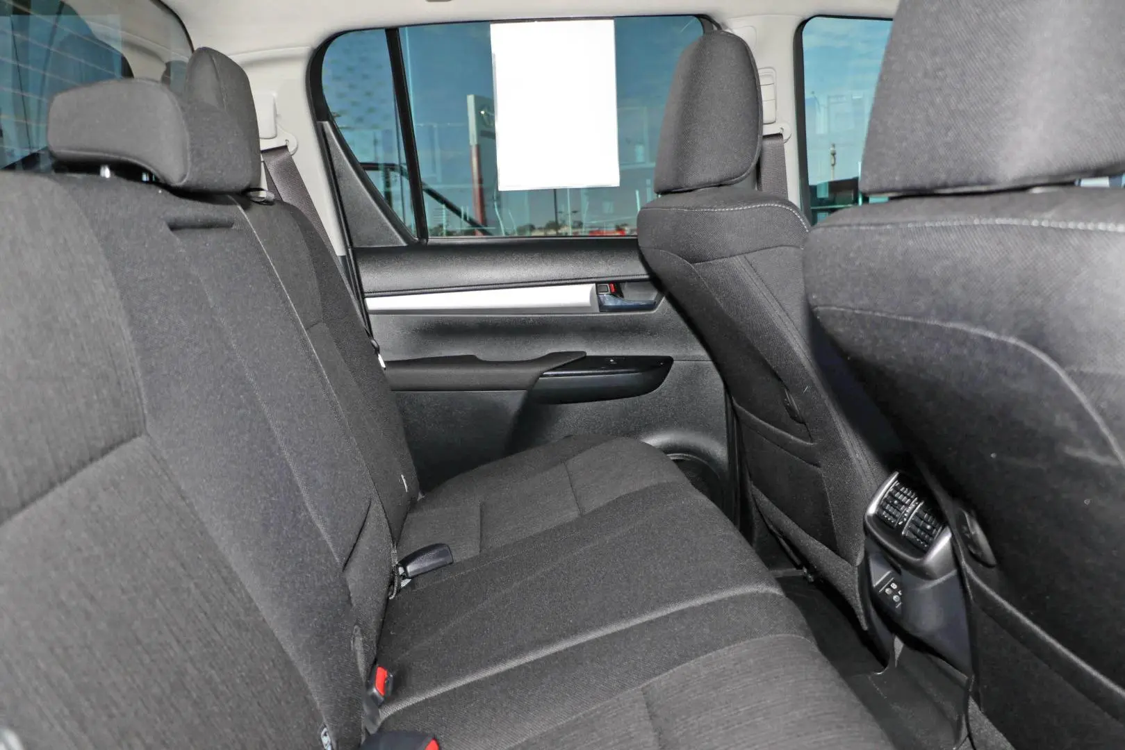 2024 Toyota Hilux Gallery Image 10