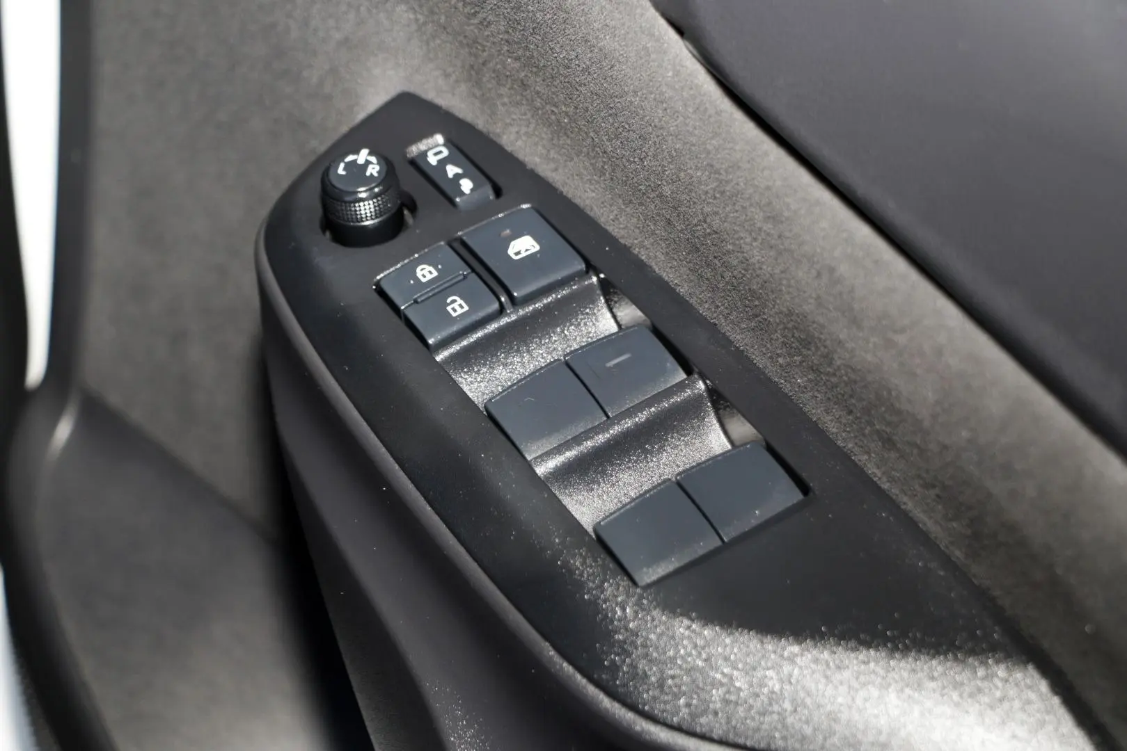 2023 Toyota Yaris Cross Gallery Image 21