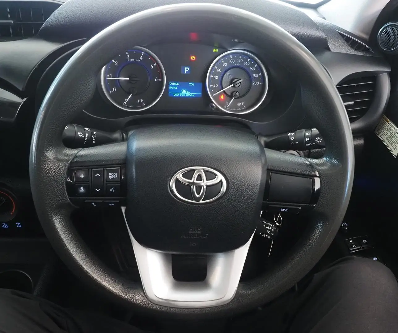 2019 Toyota Hilux Gallery Image 23