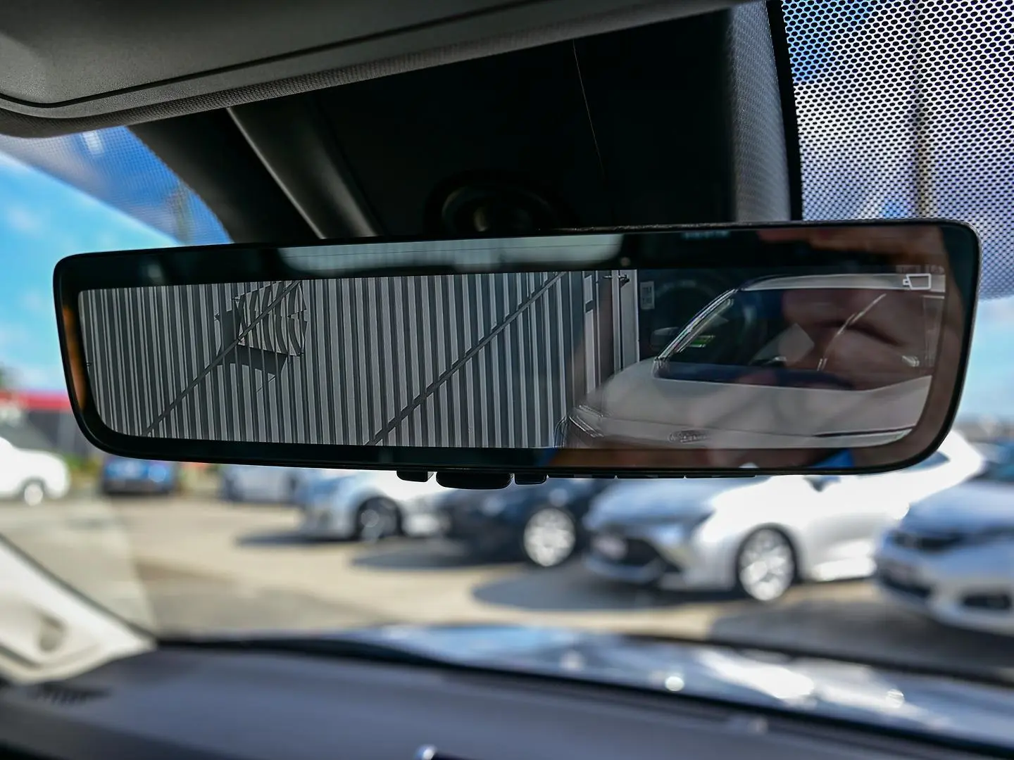 2022 Toyota RAV4 Gallery Image 18
