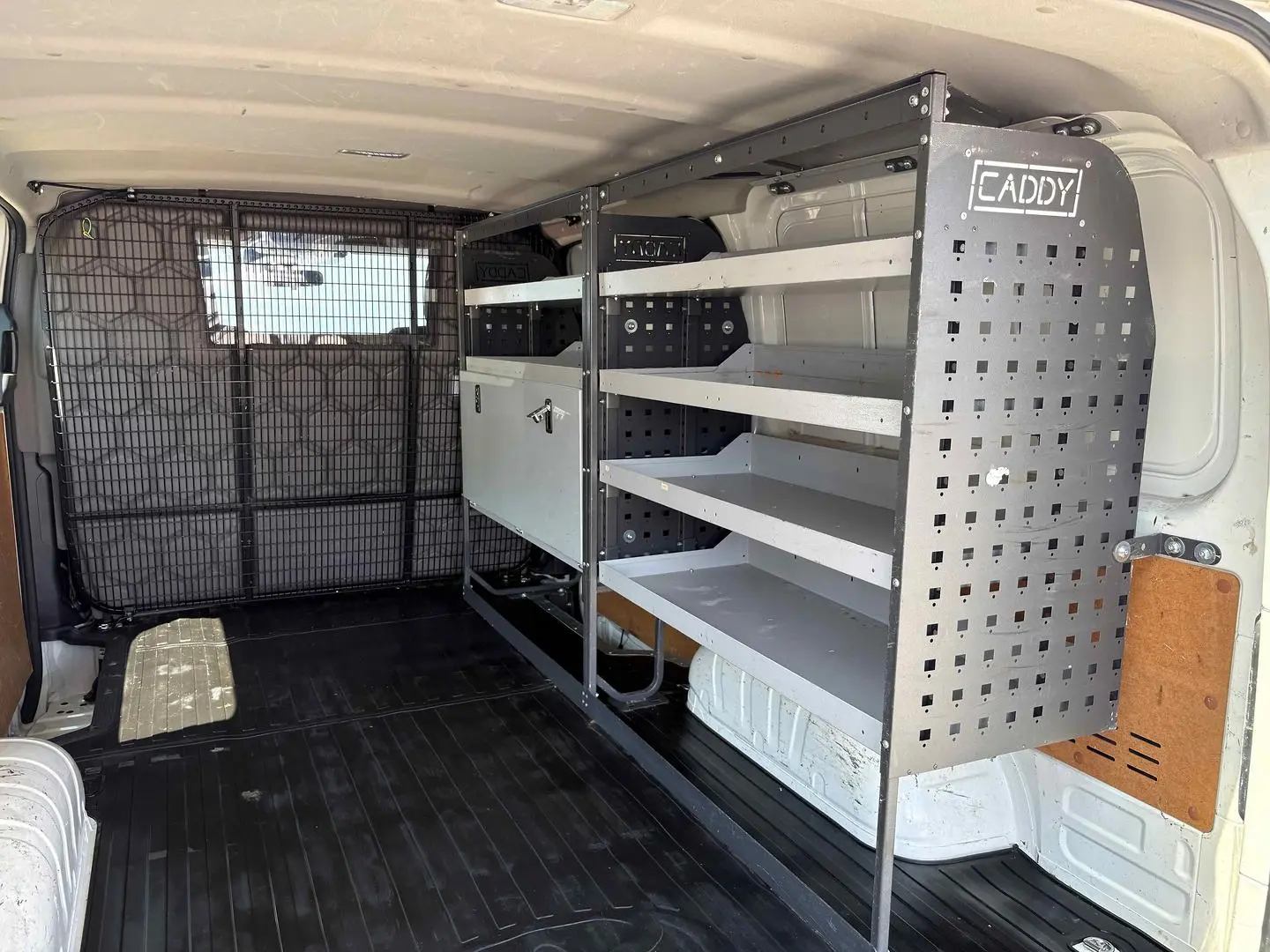 2021 Toyota Hiace Gallery Image 7