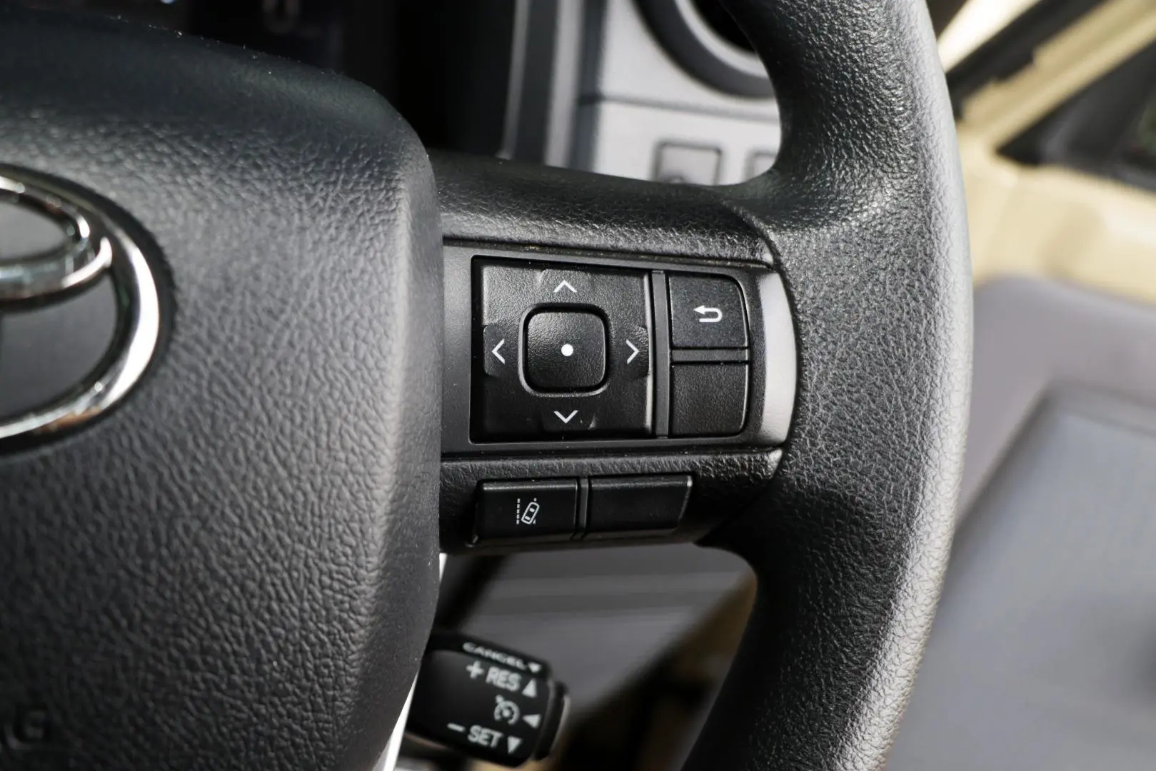 2023 Toyota Landcruiser Gallery Image 16