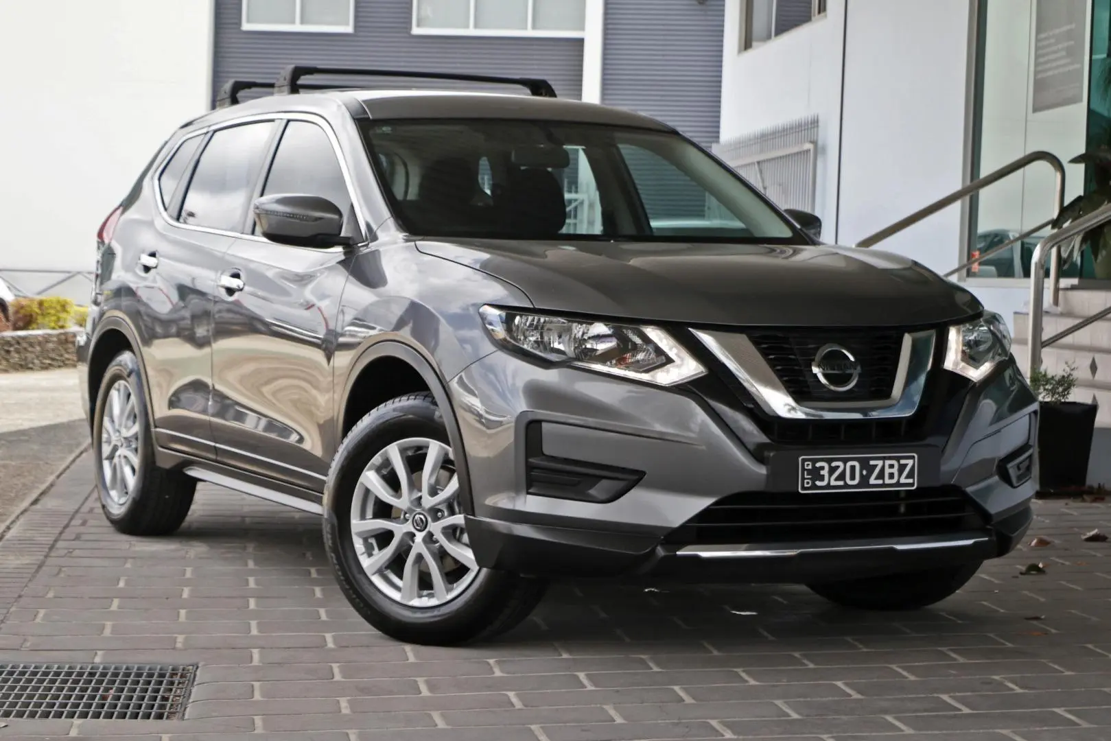 2019 Nissan X-TRAIL Gallery Image 1