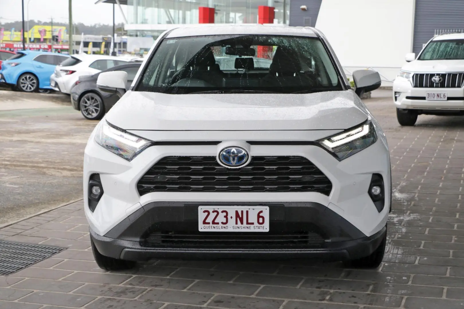 2023 Toyota RAV4 Gallery Image 3