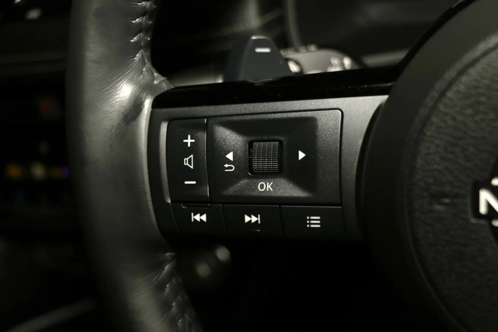 2023 Nissan X-TRAIL Gallery Image 17