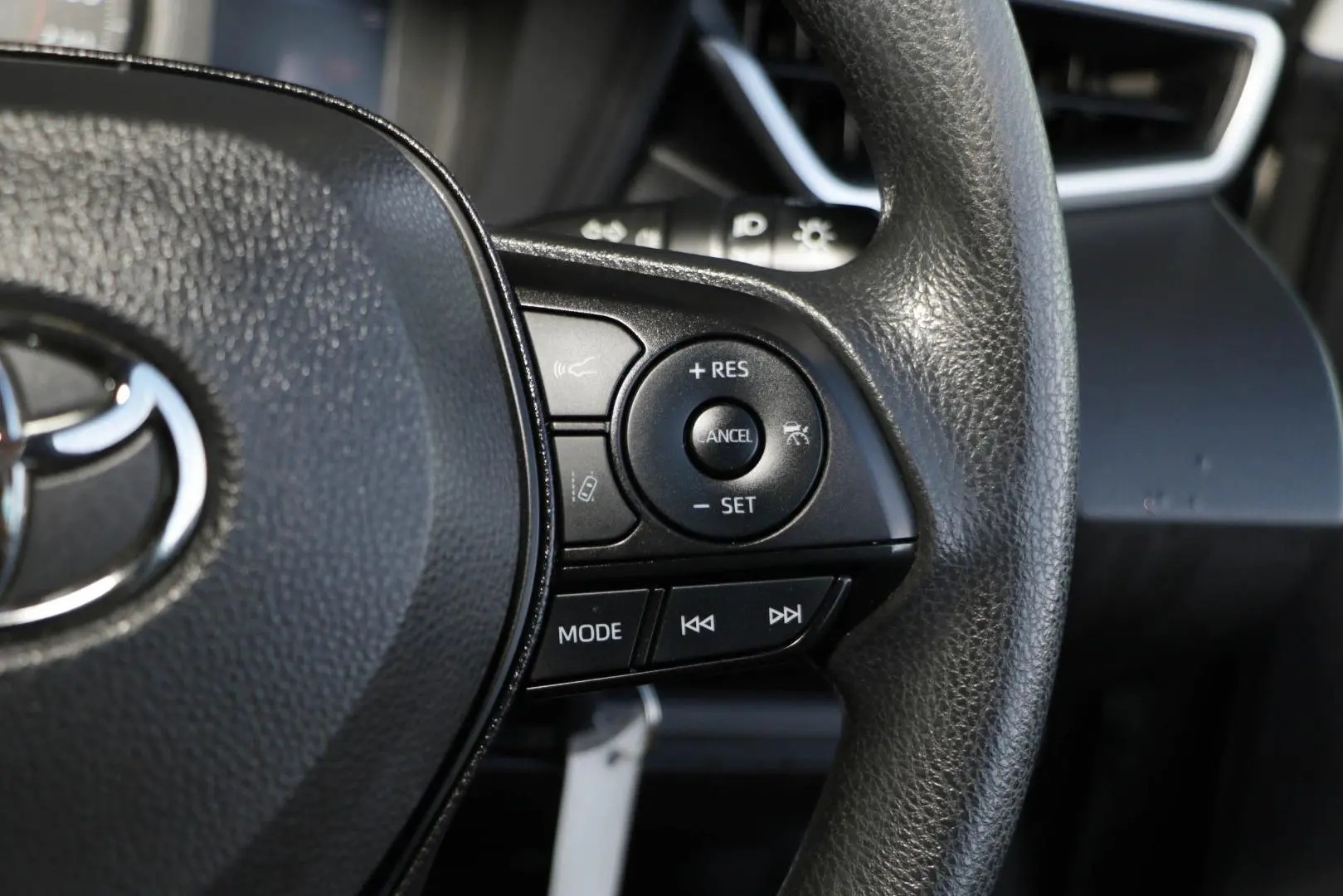 2022 Toyota Corolla Gallery Image 14