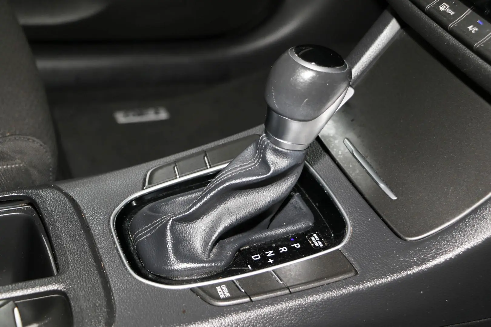 2018 Hyundai i30 Gallery Image 13
