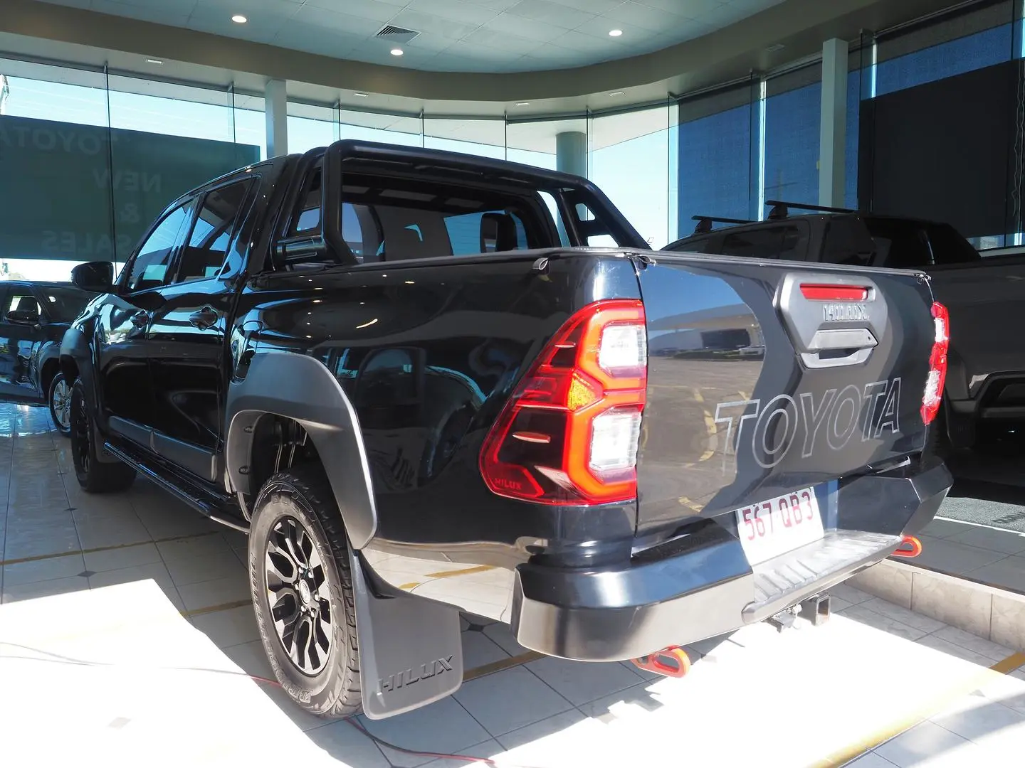 2022 Toyota Hilux Gallery Image 9