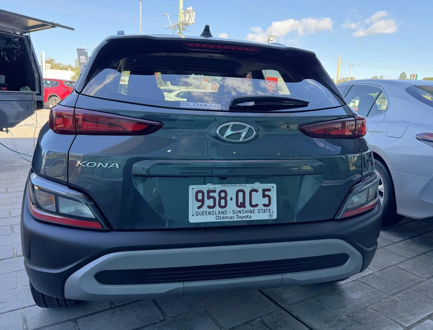 2022 Hyundai Kona Gallery Image 7