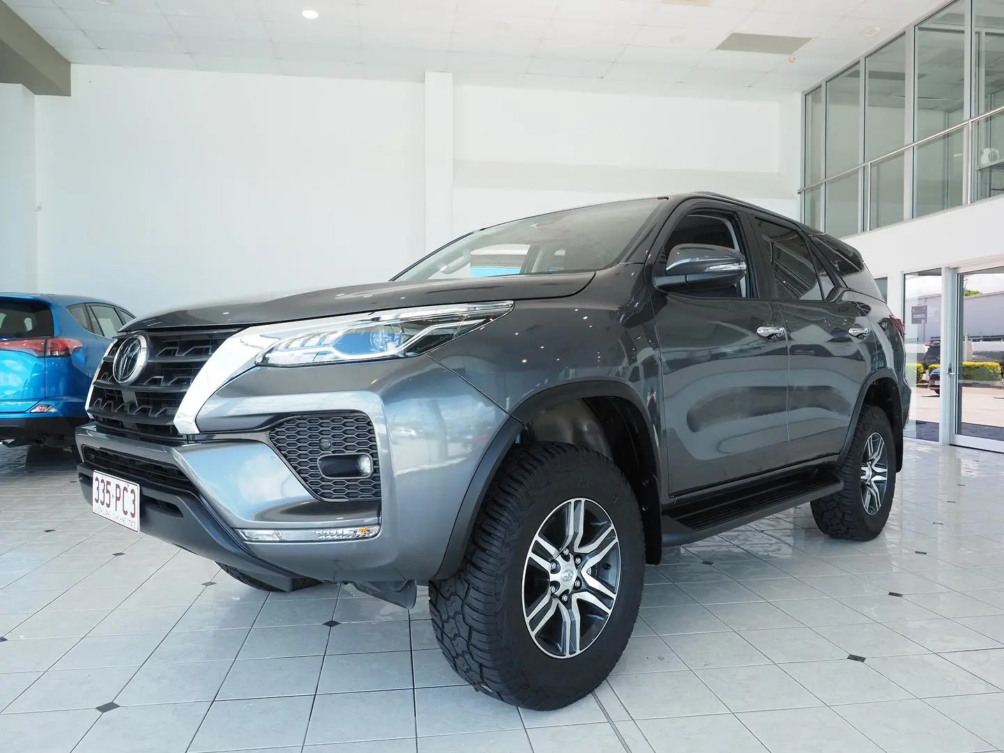 2022 Toyota Fortuner Gallery Image 12