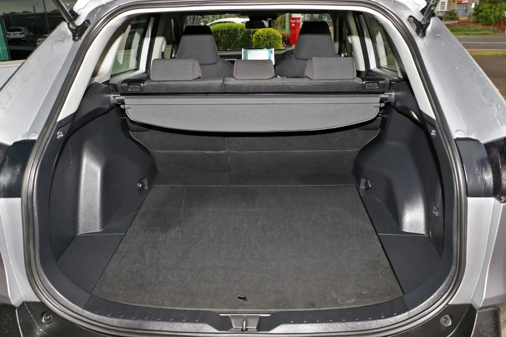 2024 Toyota RAV4 Gallery Image 21