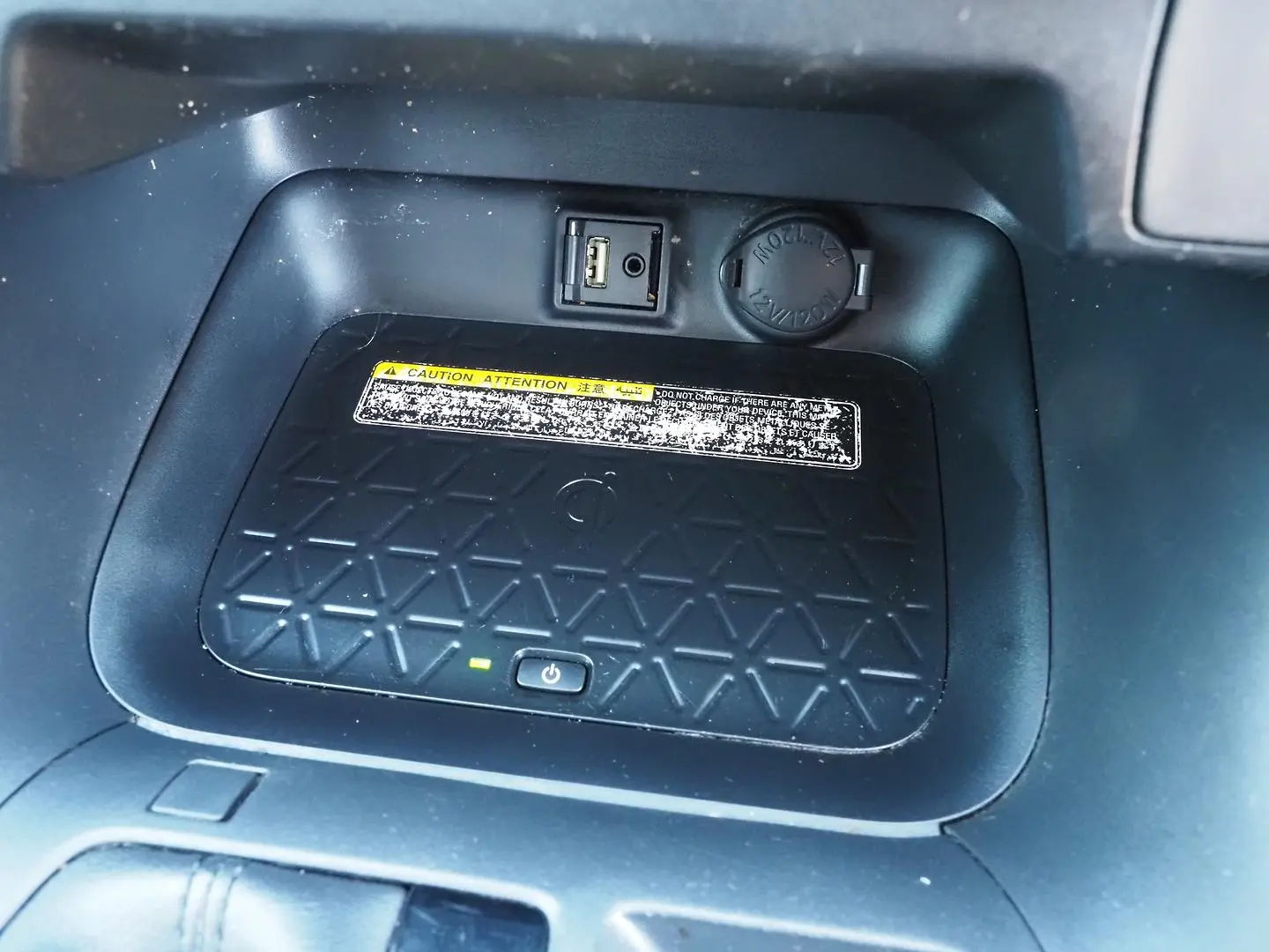 2019 Toyota RAV4 Gallery Image 18