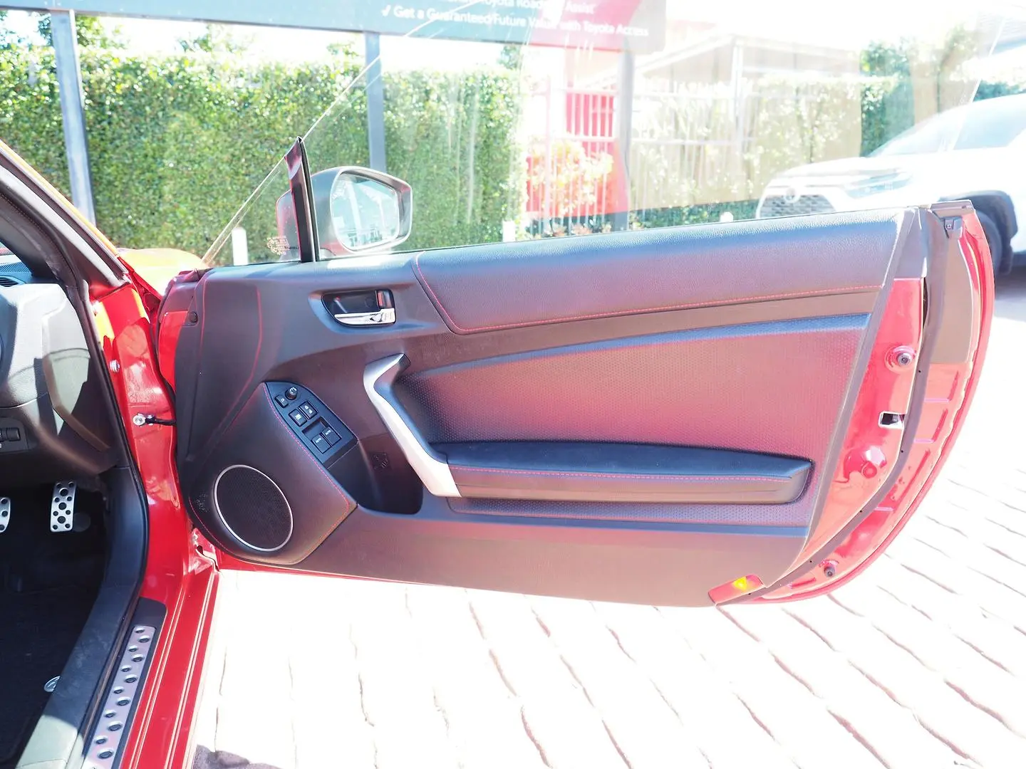 2015 Toyota 86 Gallery Image 13