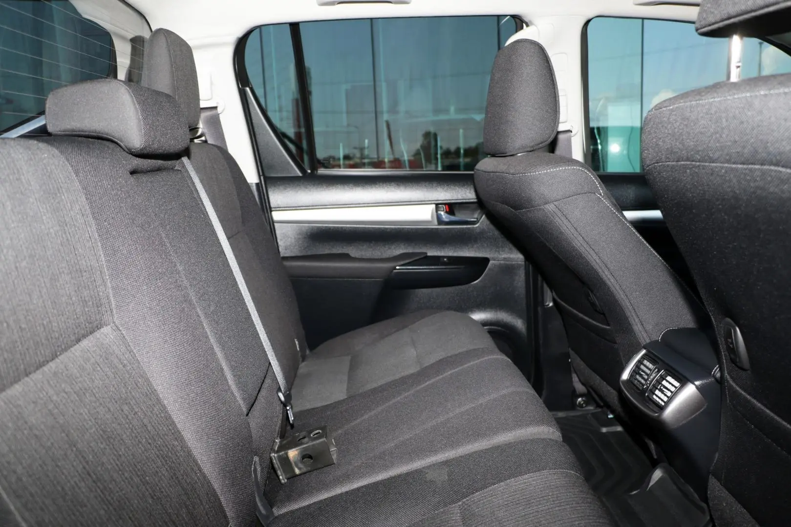 2023 Toyota Hilux Gallery Image 11