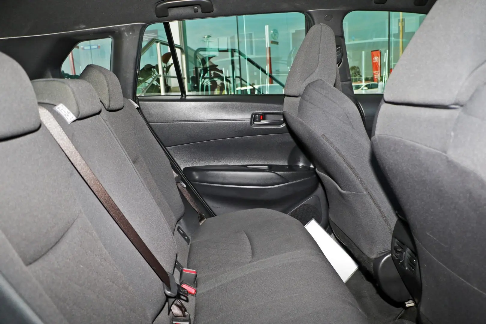2023 Toyota Corolla Cross Gallery Image 9