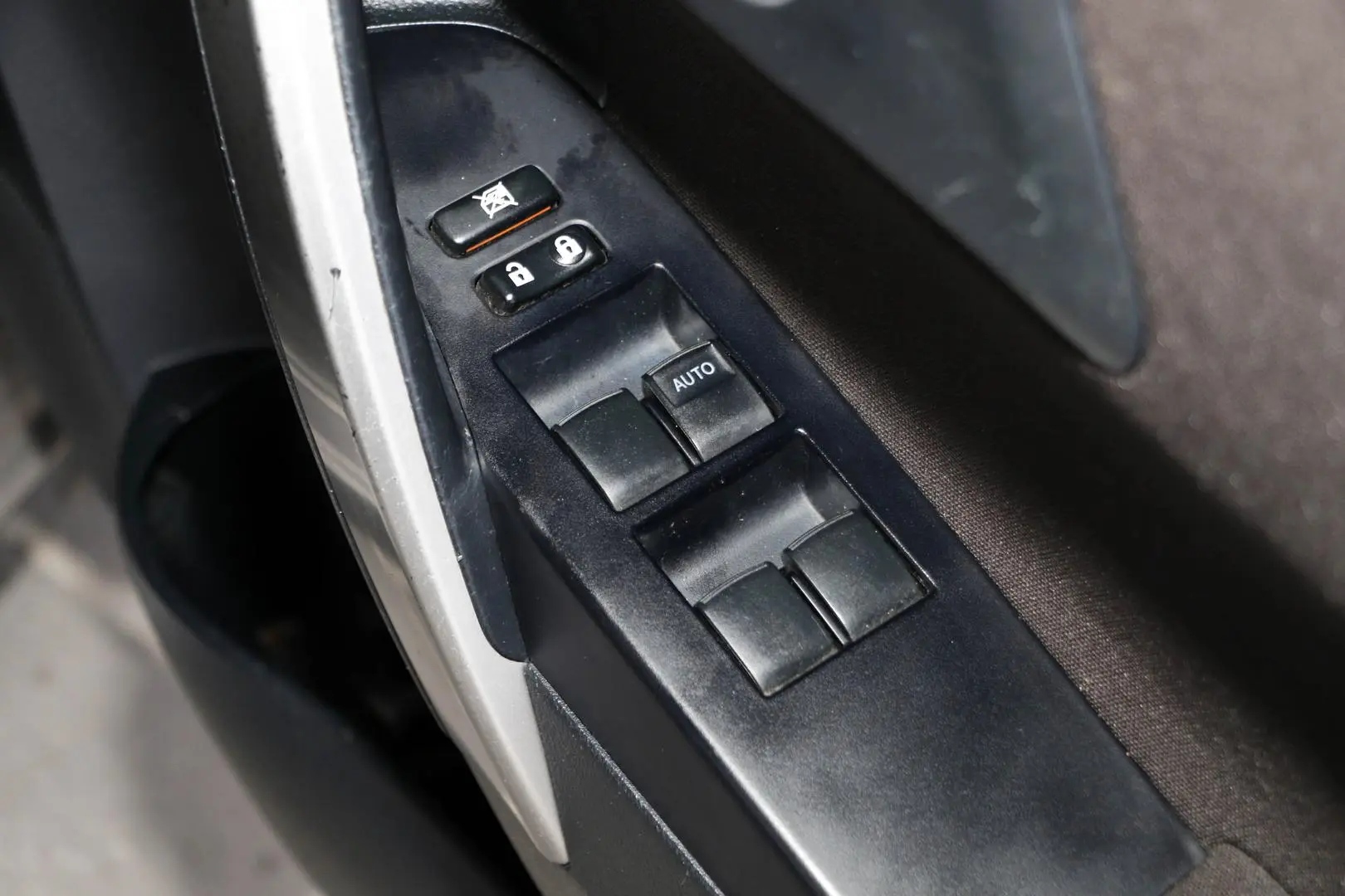 2012 Toyota Corolla Gallery Image 18