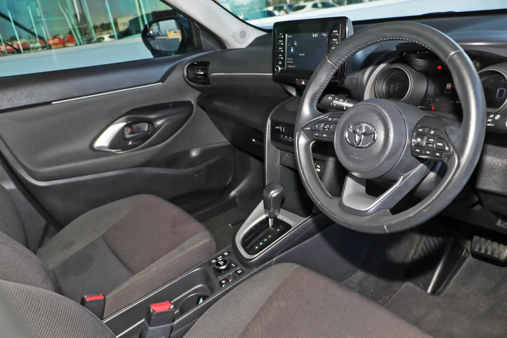 2021 Toyota Yaris Cross Gallery Image 8