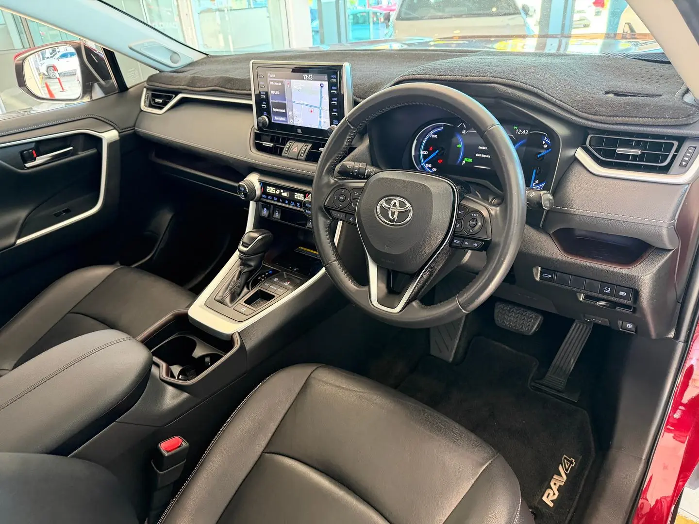 2020 Toyota RAV4 Gallery Image 3