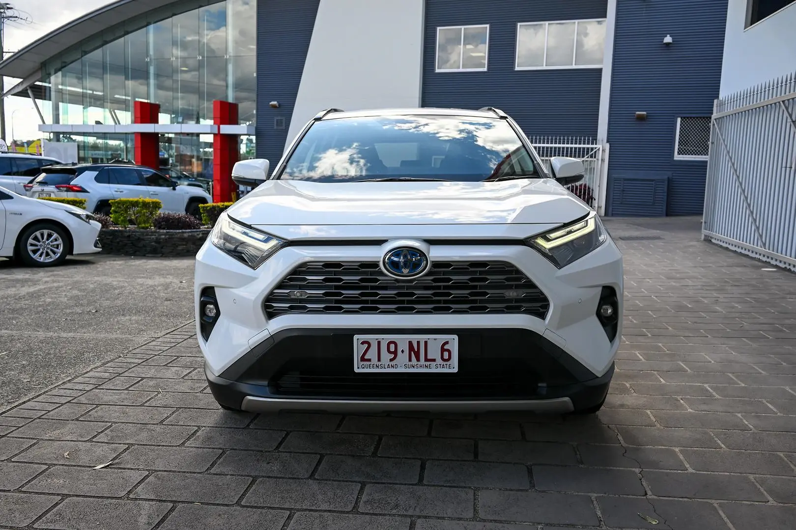 2022 Toyota RAV4 Gallery Image 4