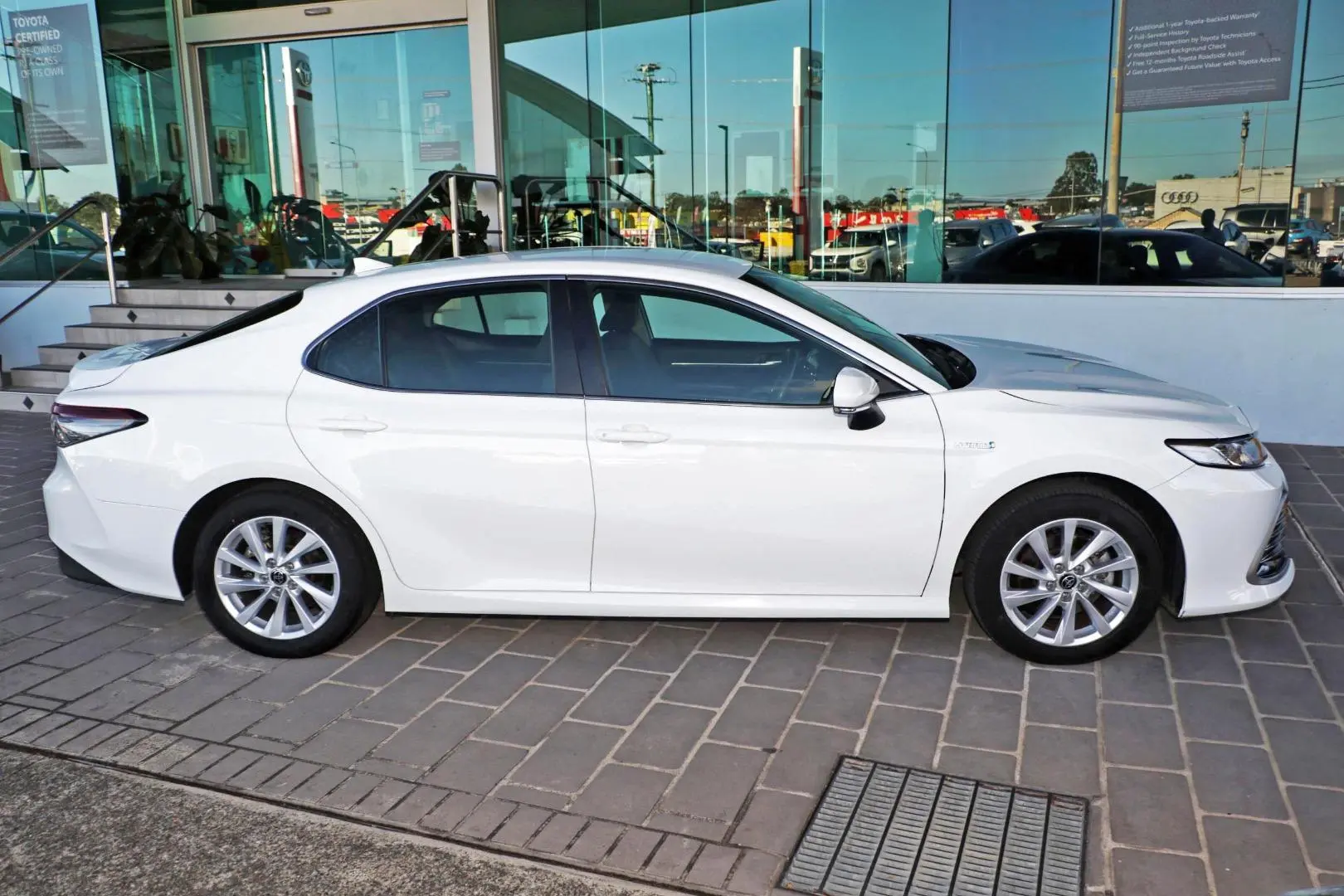 2024 Toyota Camry Gallery Image 5