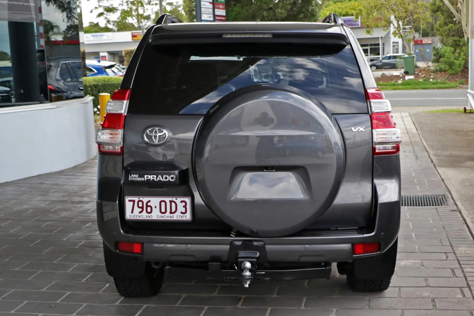 2014 Toyota Landcruiser Prado Gallery Image 4