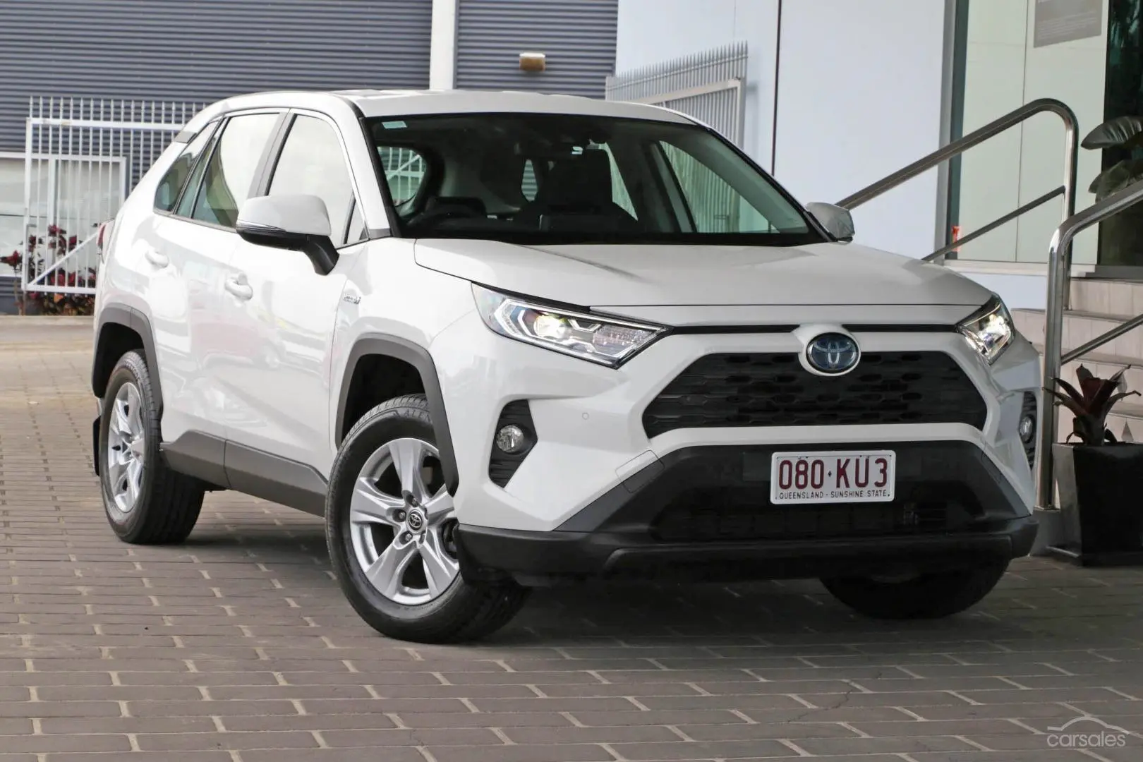 2020 Toyota RAV4 Image 3