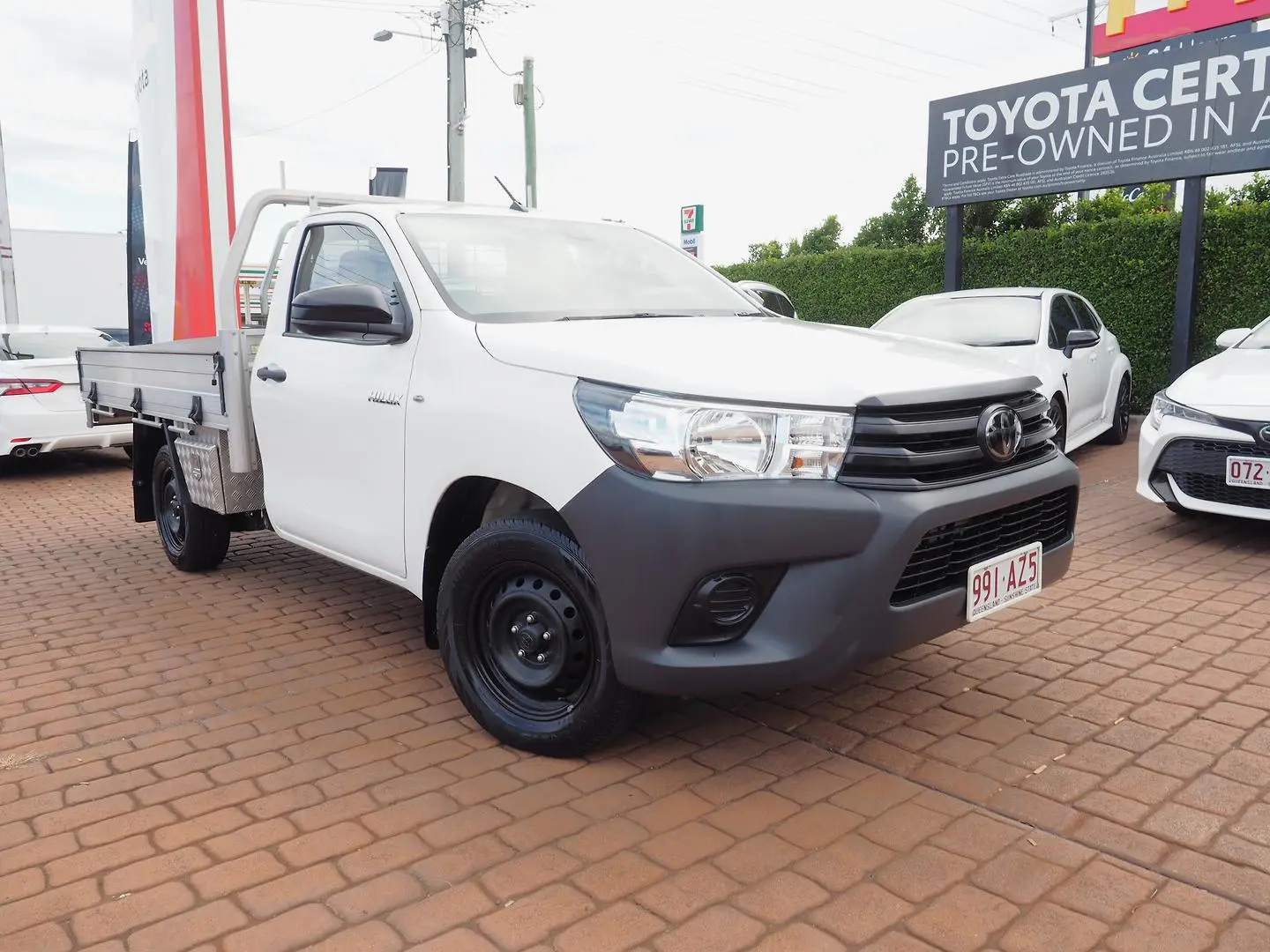 2020 Toyota Hilux Gallery Image 1