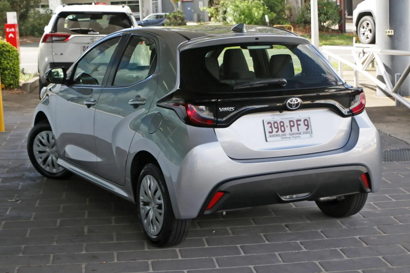 2022 Toyota Yaris Gallery Image 2