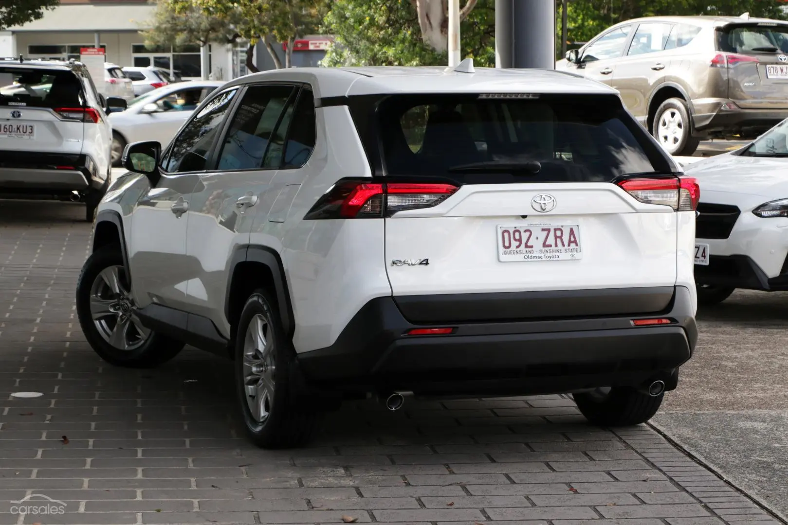 2020 Toyota RAV4 Image 4