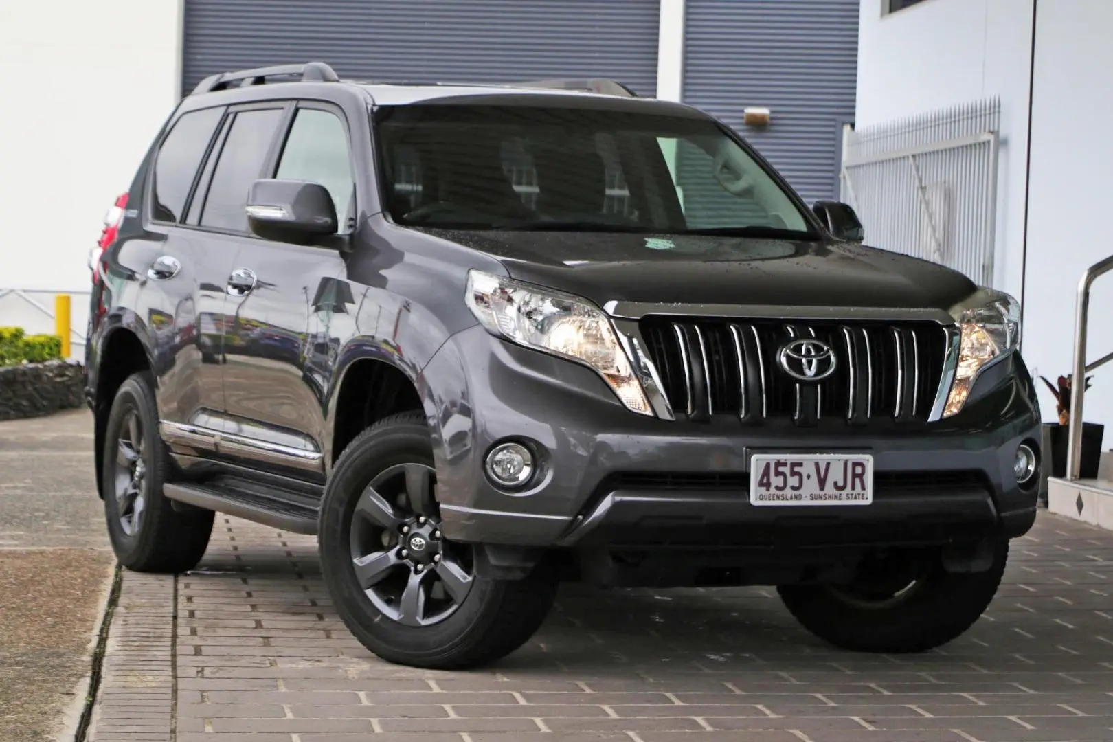 2015 Toyota Landcruiser Prado Gallery Image 1