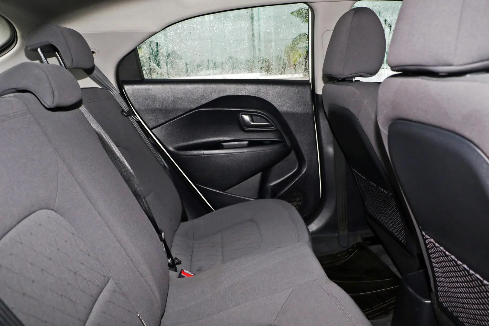 2015 Kia Rio Gallery Image 9