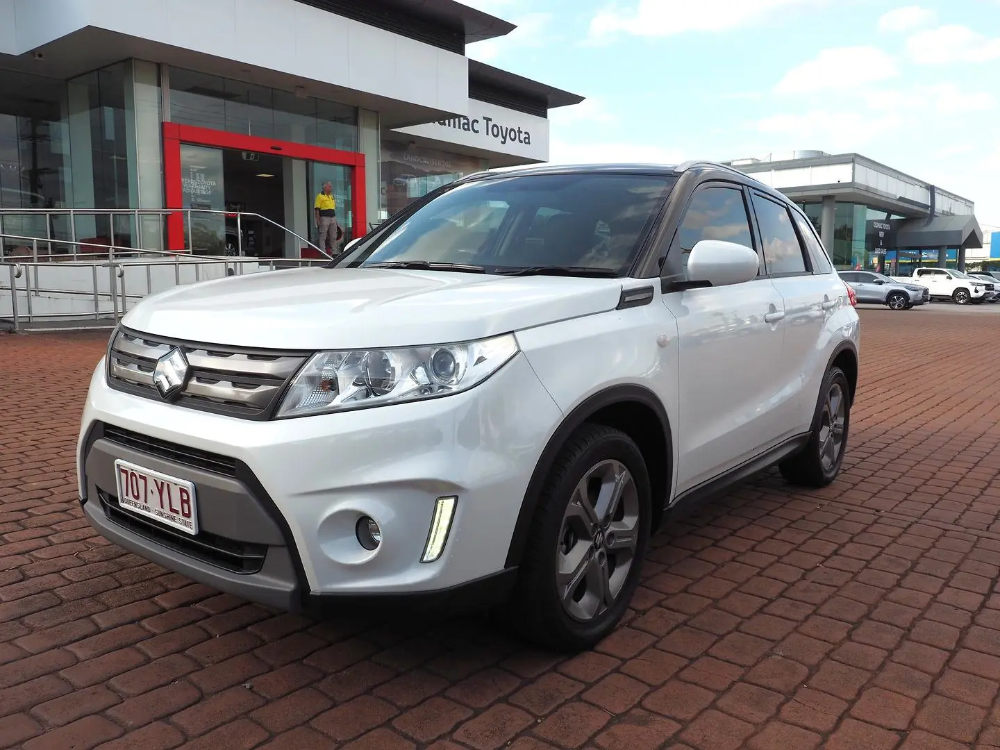 2017 Suzuki Vitara Gallery Image 7