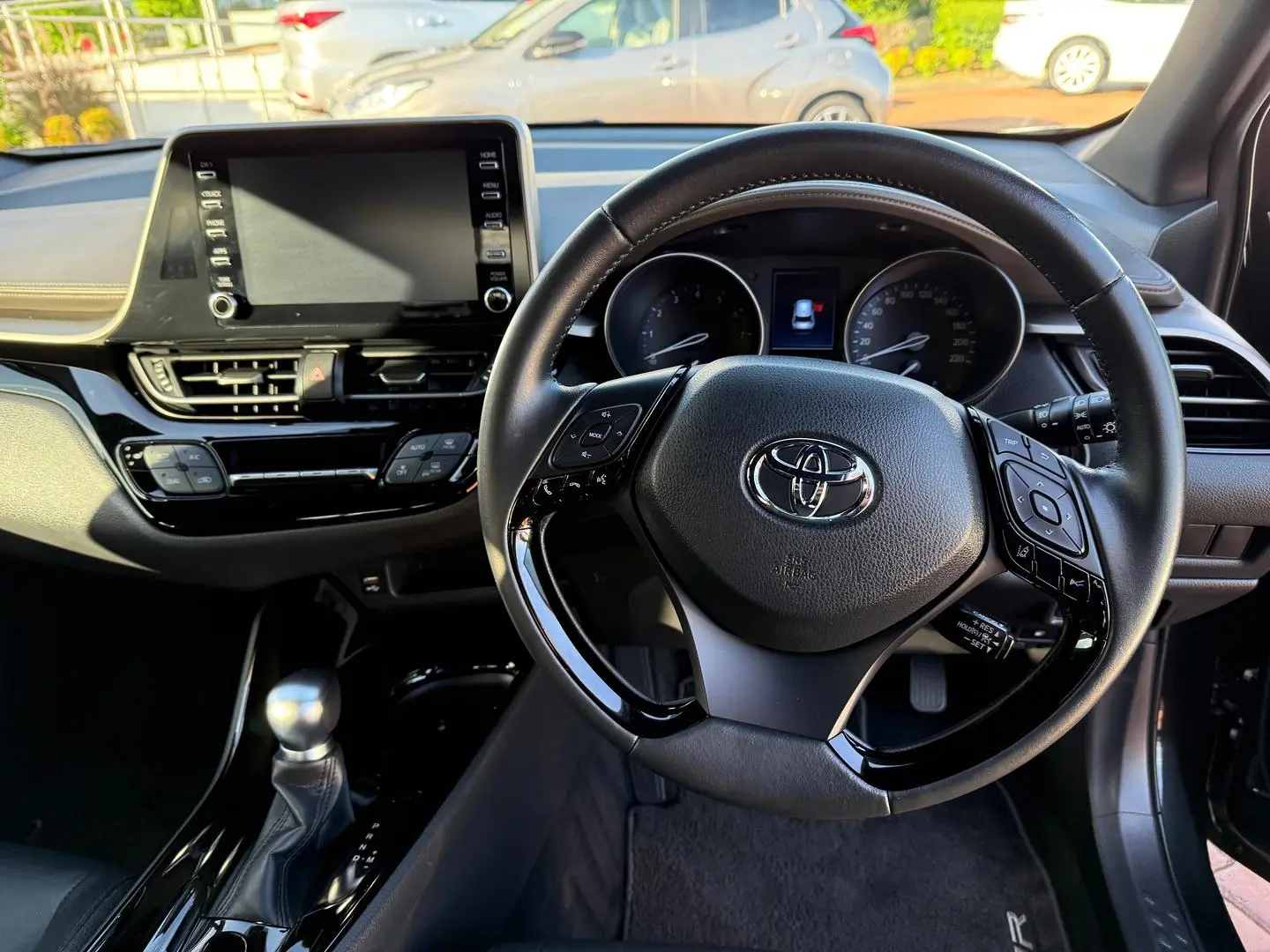 2021 Toyota C-Hr Gallery Image 16