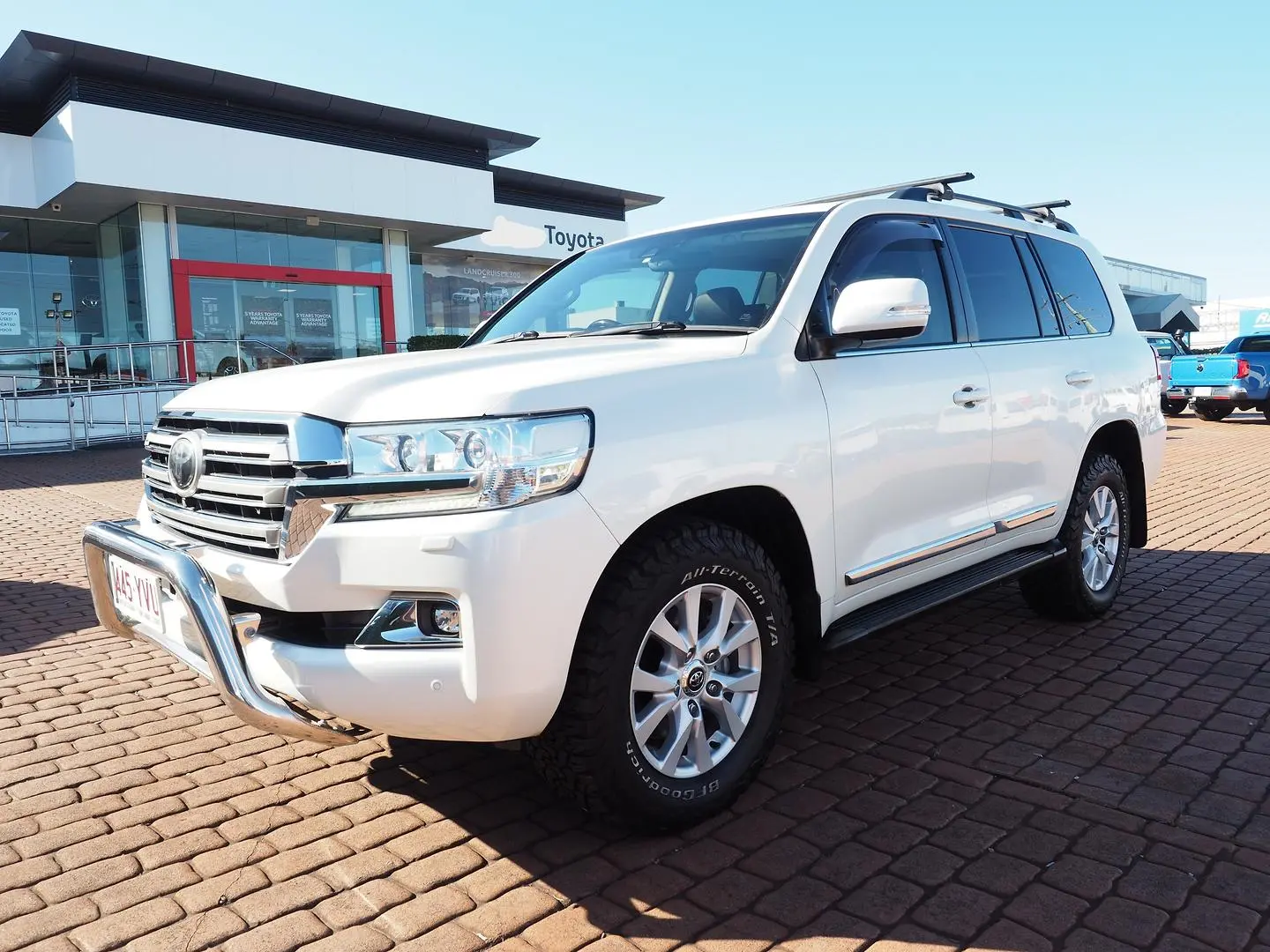 2019 Toyota Landcruiser Gallery Image 11
