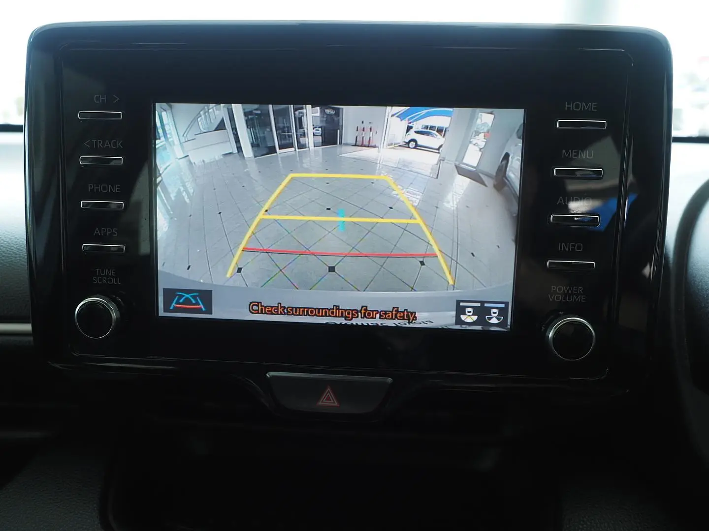 2023 Toyota Yaris Gallery Image 27